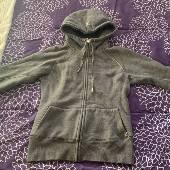 Aritzia TNA zip up hoodie - Picture 1 of 4
